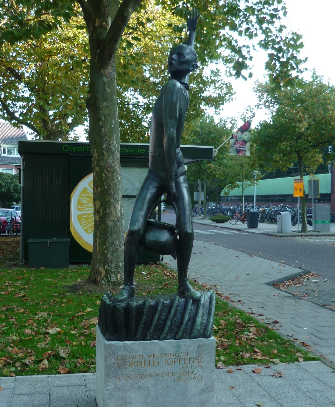 Leidens Ontzet Statue